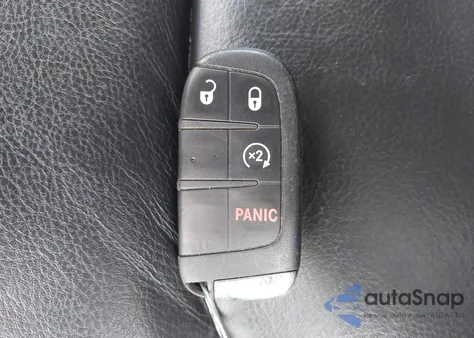 2018 Jeep Renegade Limited 4X4 z USA, uszkodzony, nr VIN ZACCJBDB6JPH76002